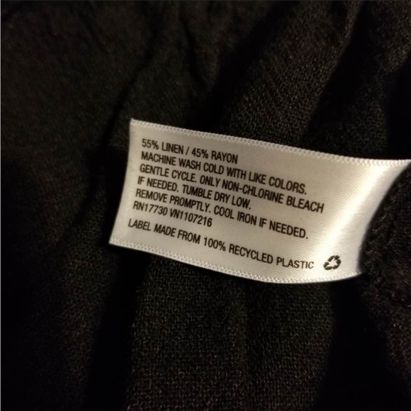 Target Linen off shoulder tied waist Jumpsuit Romper - Universal Threads - Picture 4 of 4